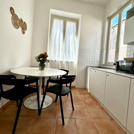 Montesanto Charm Centro Storico Lägenhet