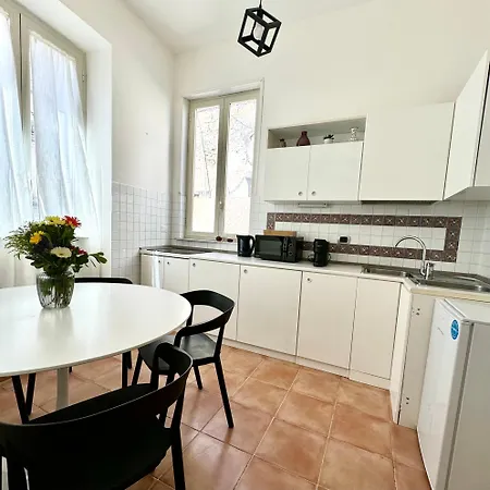 Montesanto Charm Centro Storico Apartment *
